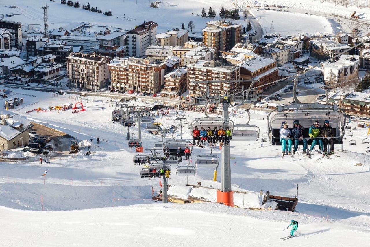 Hellochalet - Chalet Northern Lights - Family Ski Chalet With Garden Walking Distance Lift Valtournenche Bagian luar foto