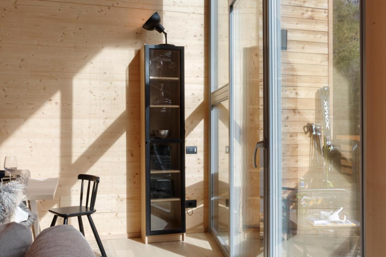 Hellochalet - Chalet Northern Lights - Family Ski Chalet With Garden Walking Distance Lift Valtournenche Bagian luar foto
